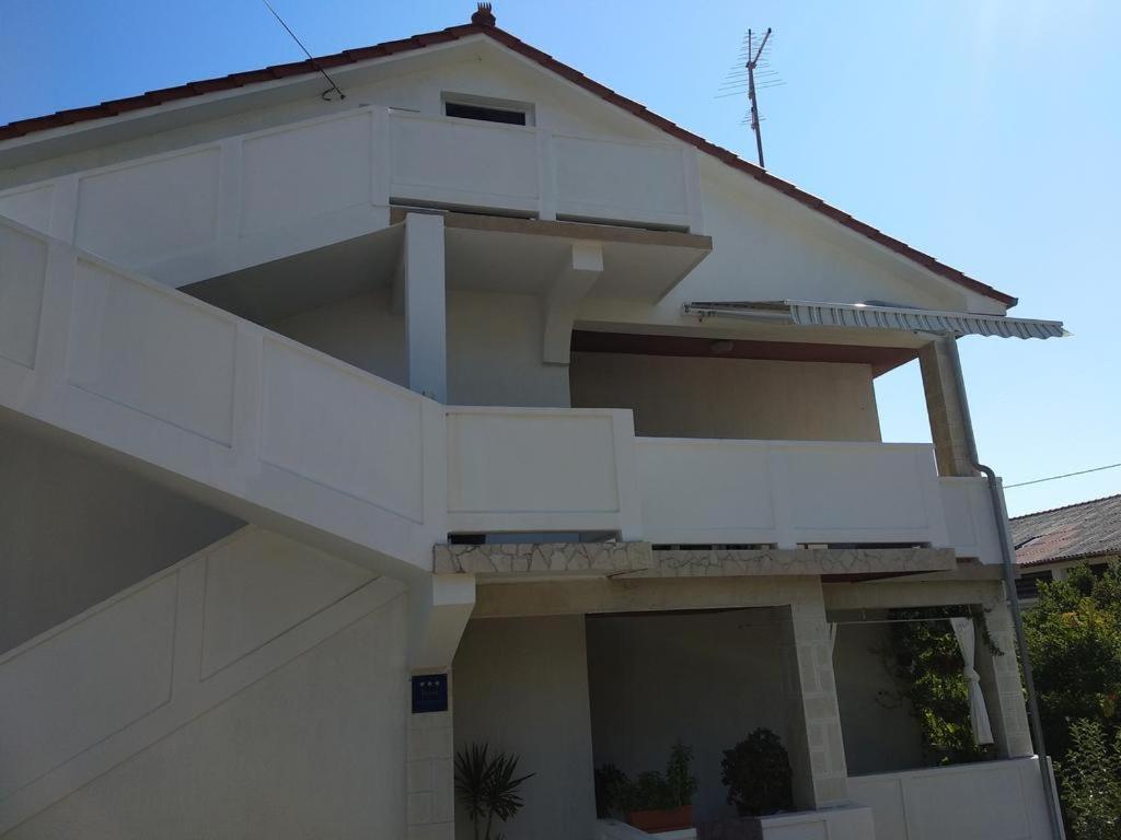 Apartman Franelic Banjol Zewnętrze zdjęcie